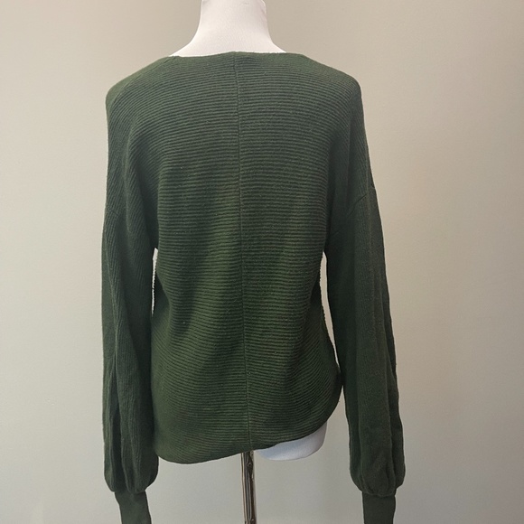 1.state v-neck collar sweater - Picture 4 of 4
